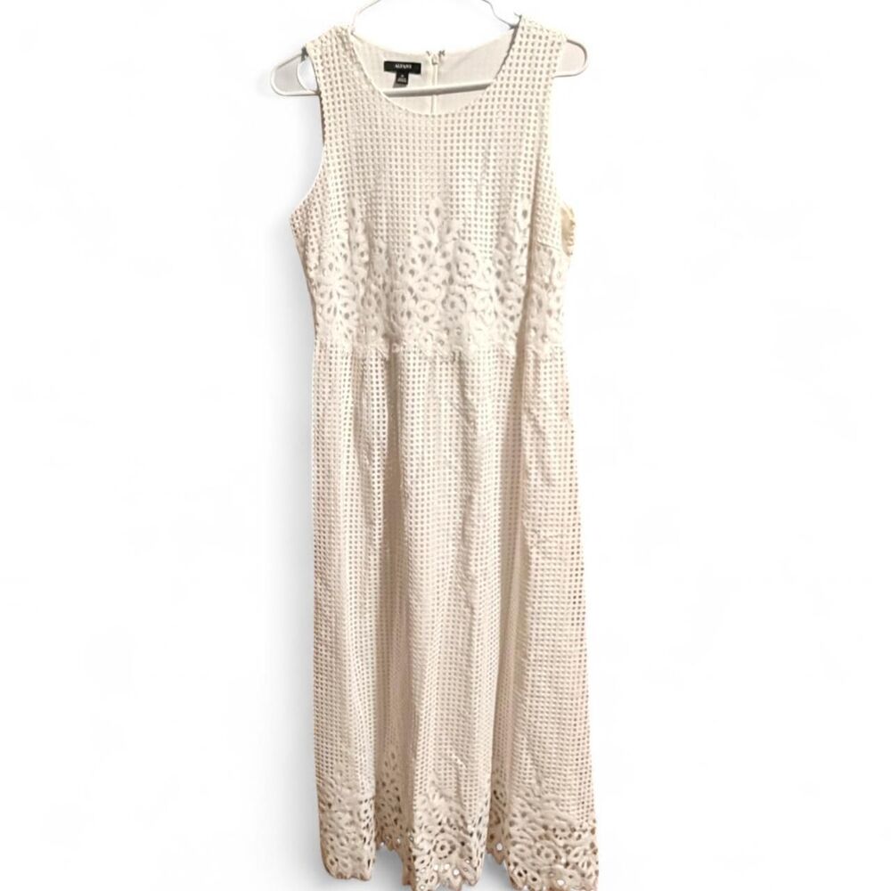 Alfani Women's Cream and White Dress